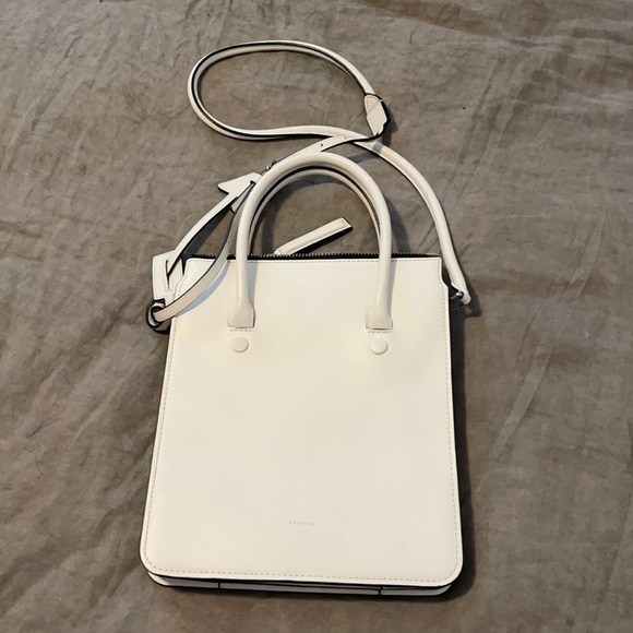 Delaroq White Crossbody Purse - Picture 1 of 7